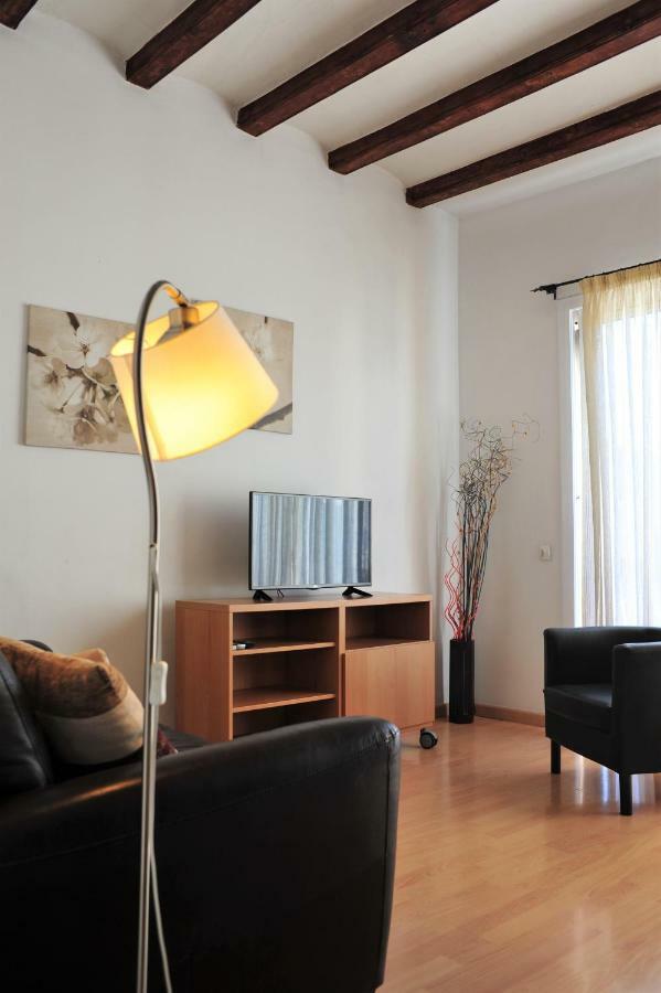 Apartamentos Bejar Барселона Екстериор снимка
