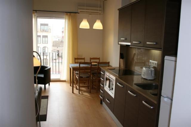 Apartamentos Bejar Барселона Екстериор снимка